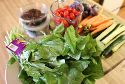 Arugula salad with dates and blue cheese